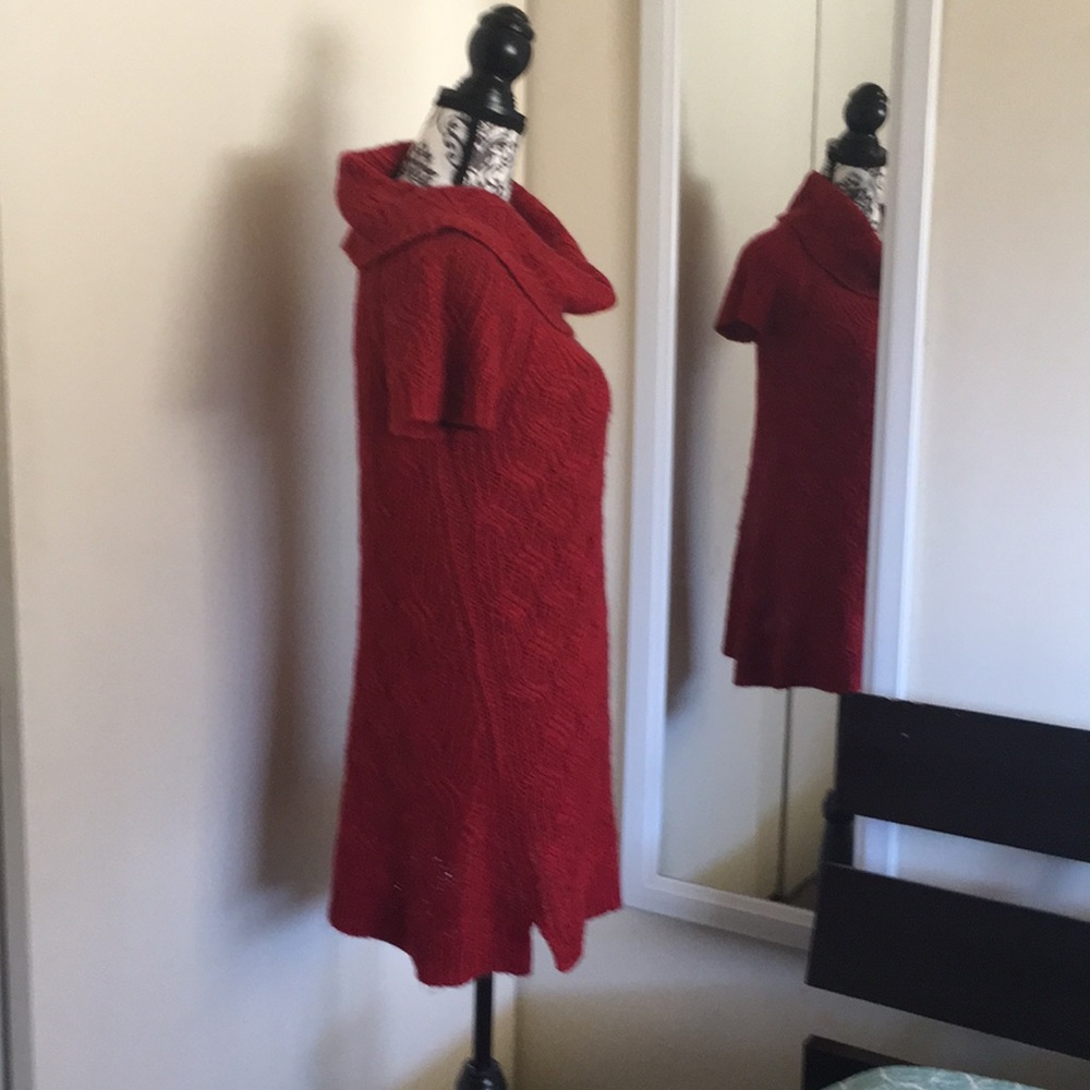 Red sweater - Picture 5 of 5